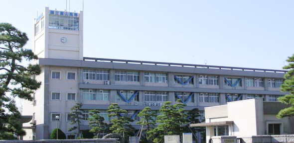 富山高等専門学校