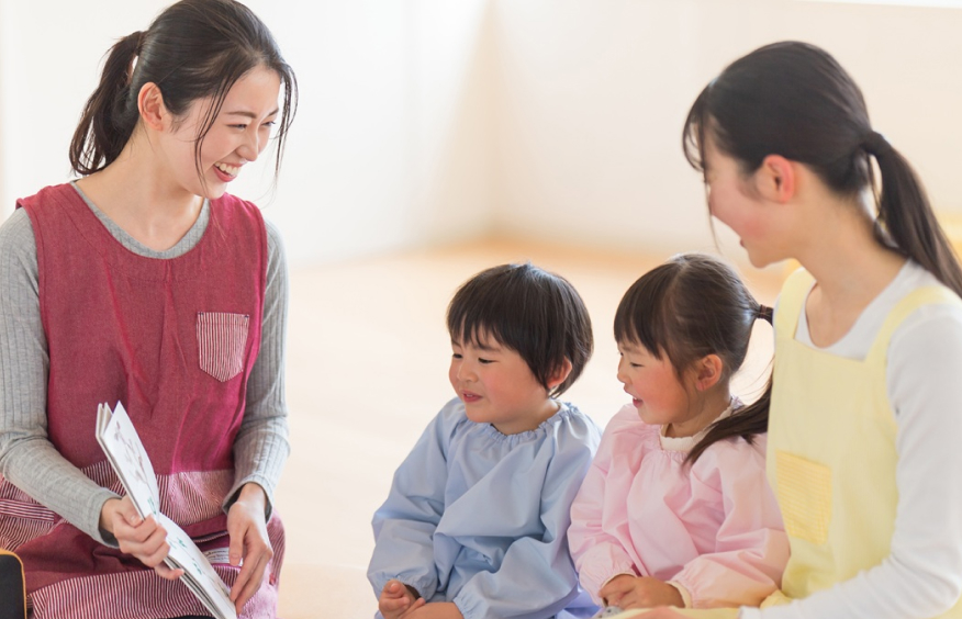 子どもたちに外航船員を身近に感じてもらう絵本づくり